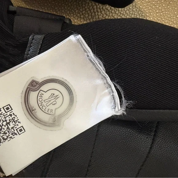 Moncler Grenoble Black Men's Guanti Gloves for Snow Ski Snowboard - Picture 5 of 7